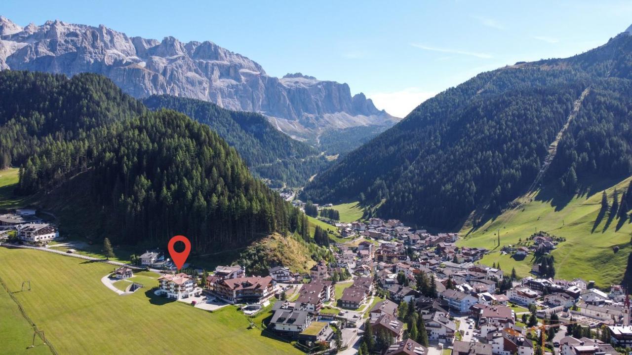 Garni Hotel Bel Vert Selva di Val Gardena Exterior photo